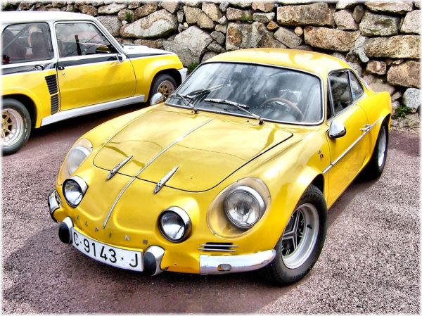 RENAULT GTA car — UK survivor photo