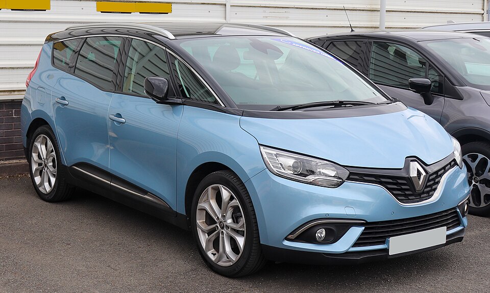 RENAULT SCENIC car — UK survivor photo