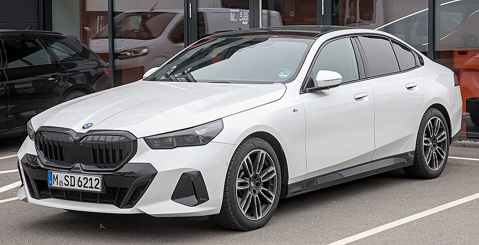 BMW I5 car — UK survivor photo