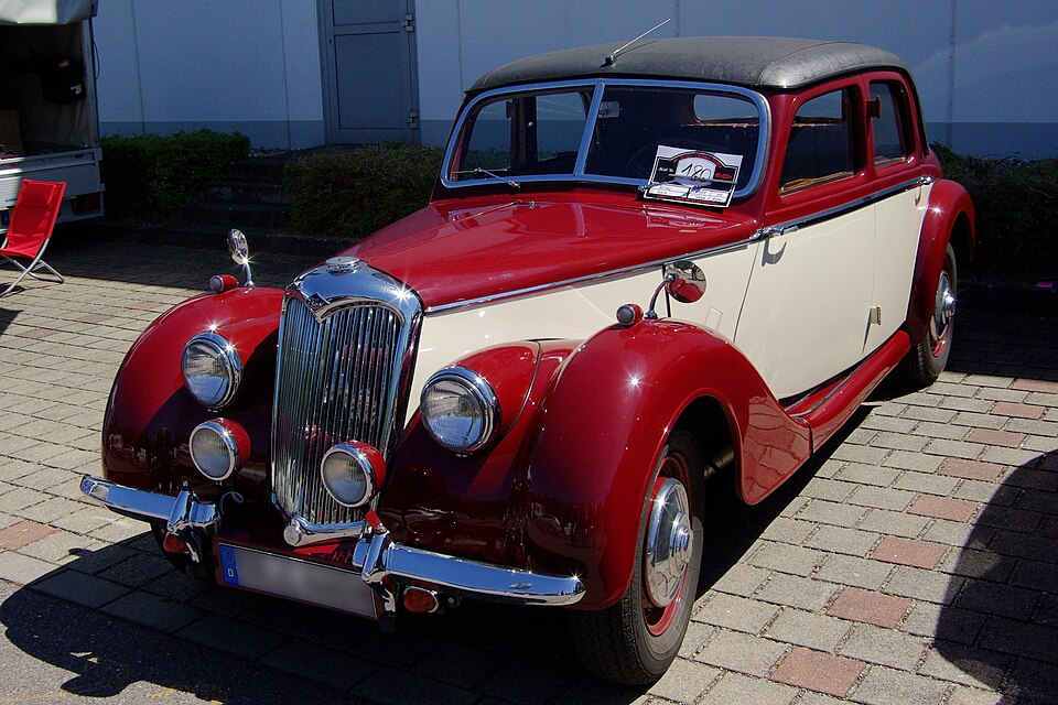 RILEY ELF car — UK survivor photo