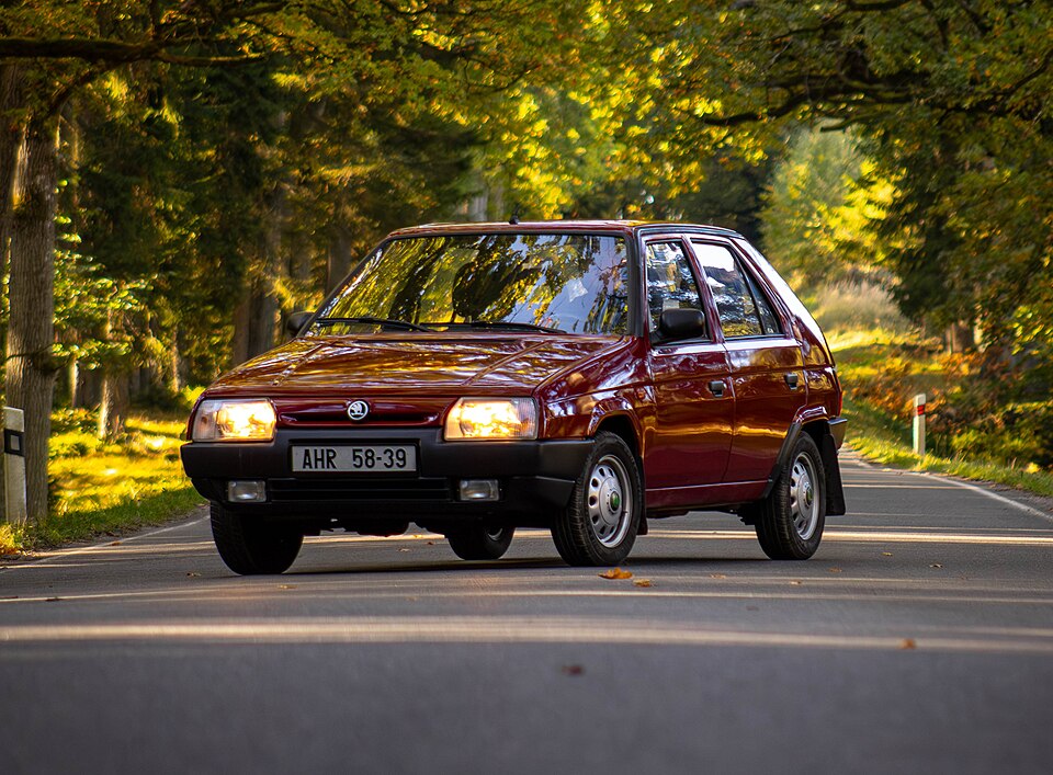 SKODA S110 car — UK survivor photo
