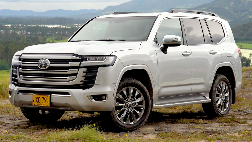 TOYOTA LAND CRUISER FIRST EDITION D A car — UK survivor photo