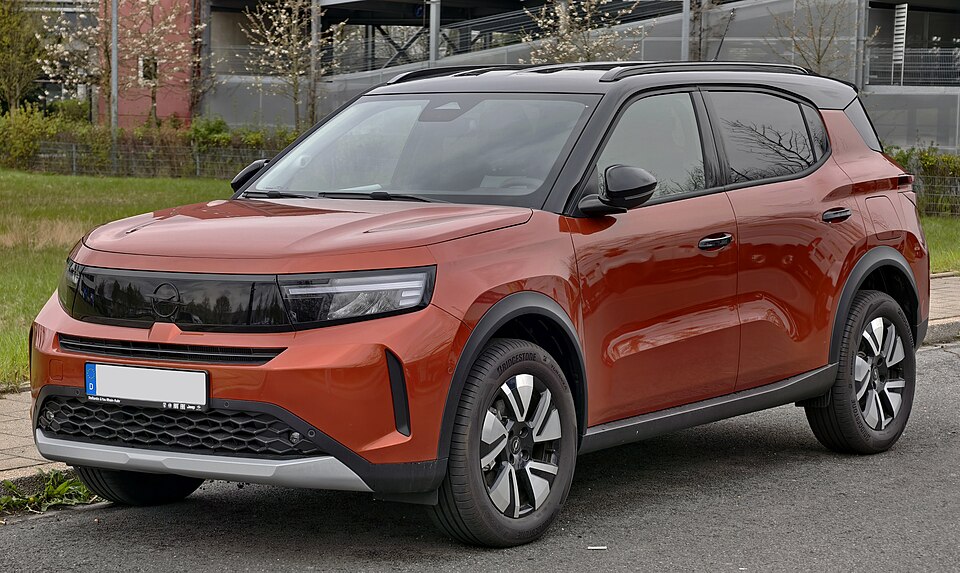 VAUXHALL FRONTERA car — UK survivor photo
