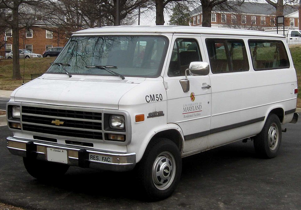 CHEVROLET GMC NON-CAR DERIVED VAN car — UK survivor photo
