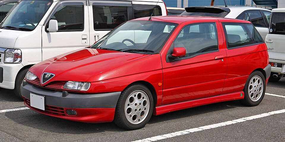 ALFA ROMEO 146 car — UK survivor photo