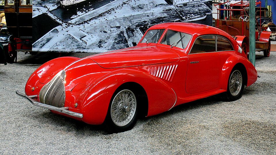 ALFA ROMEO 8C car — UK survivor photo