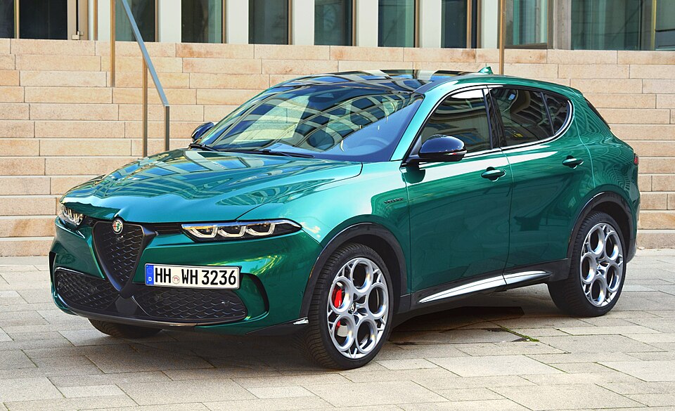 ALFA ROMEO TONALE car — UK survivor photo