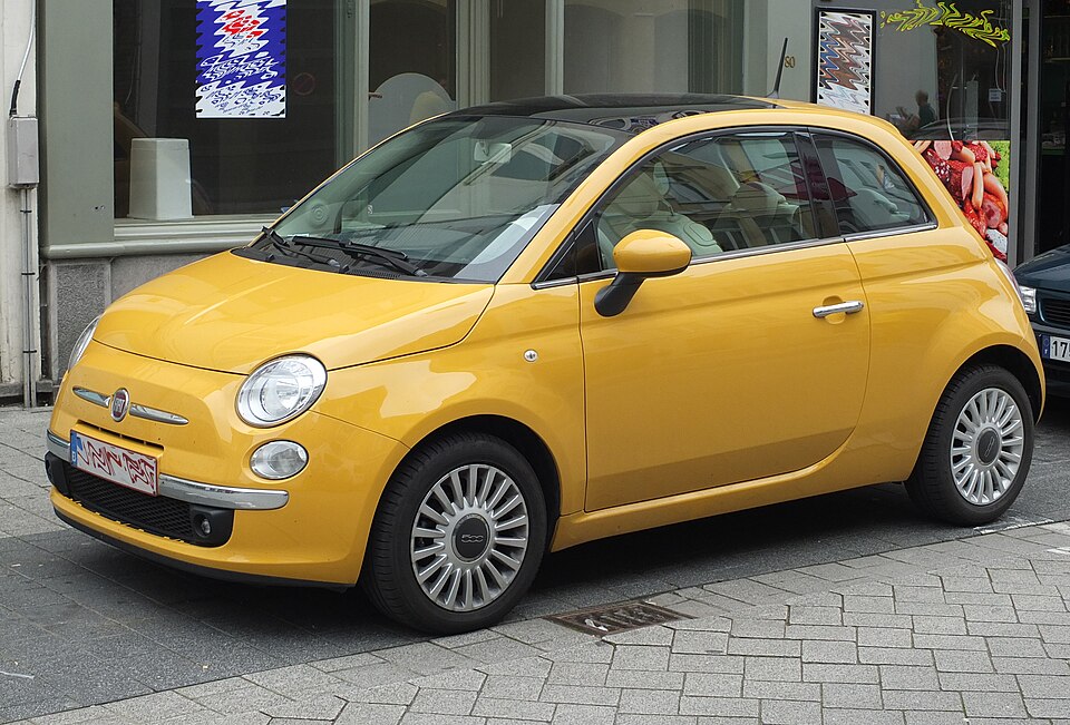 FIAT 600 ICON MHEV AUTO car — UK survivor photo