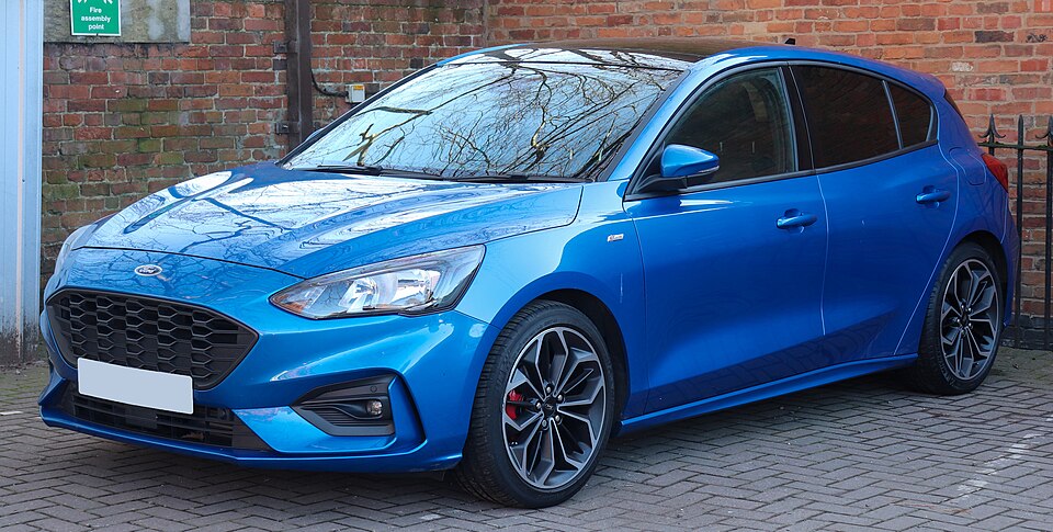 FORD FOCUS car — UK survivor photo
