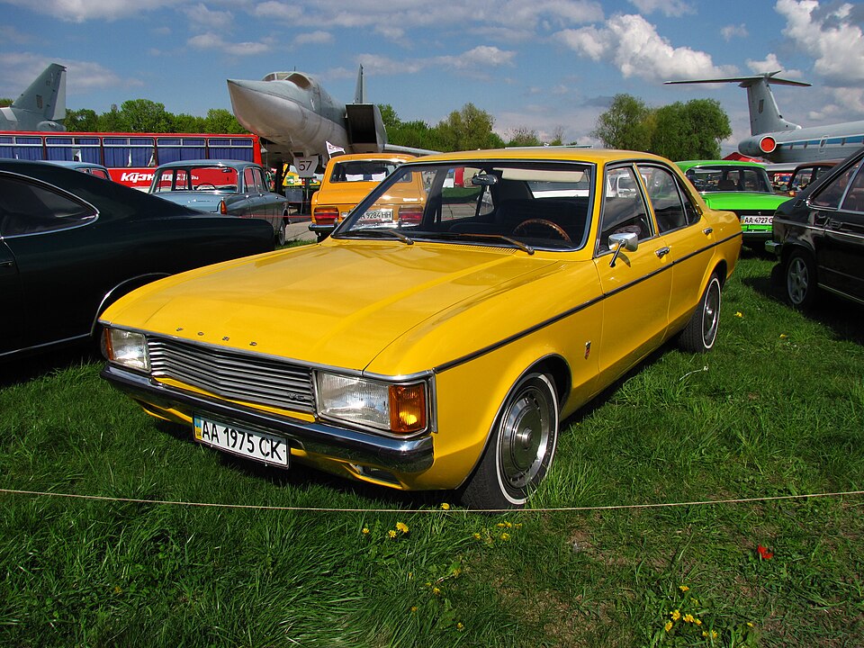 FORD GRANADA car — UK survivor photo