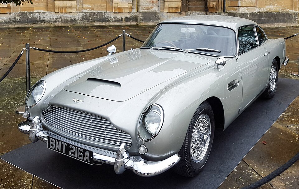 ASTON MARTIN DB5 car — UK survivor photo
