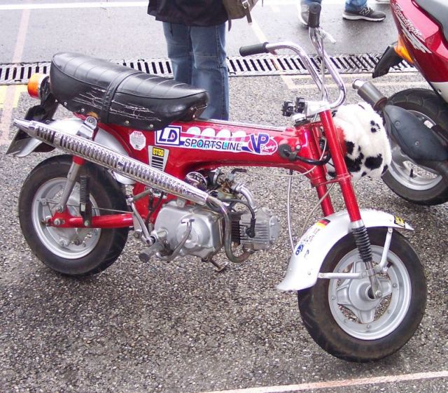 HONDA CF70 car — UK survivor photo