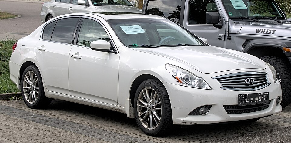 INFINITI G20 car — UK survivor photo
