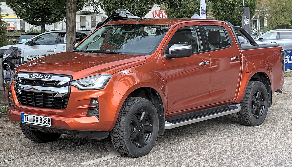 ISUZU D-MAX car — UK survivor photo