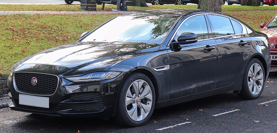 JAGUAR XE SERIES car — UK survivor photo