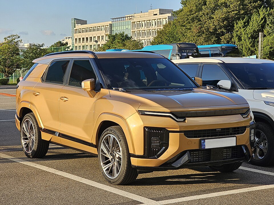 KGM ACTYON K50 AUTO car — UK survivor photo