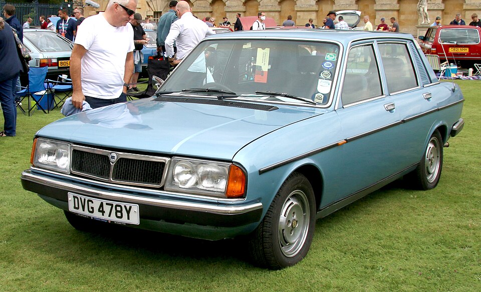 LANCIA TREVI car — UK survivor photo