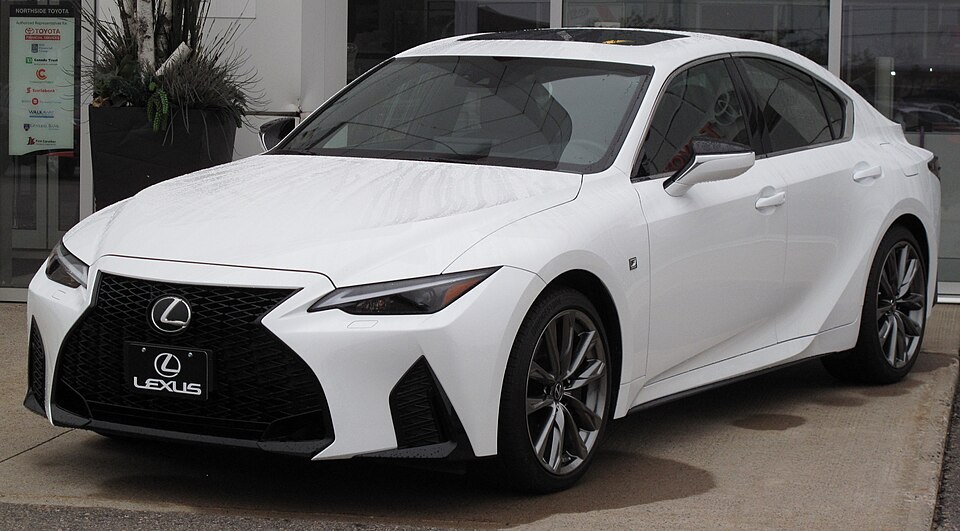 LEXUS IS 300 car — UK survivor photo