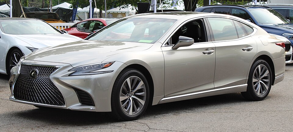 LEXUS LS 500 car — UK survivor photo