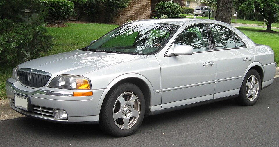 LINCOLN LS V8 car — UK survivor photo