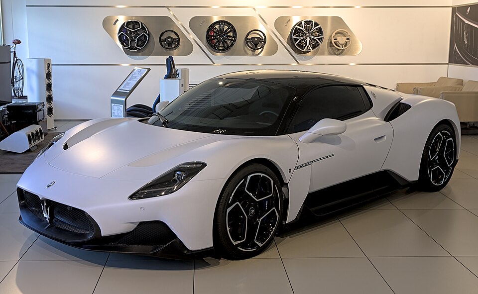 MASERATI MC20 car — UK survivor photo