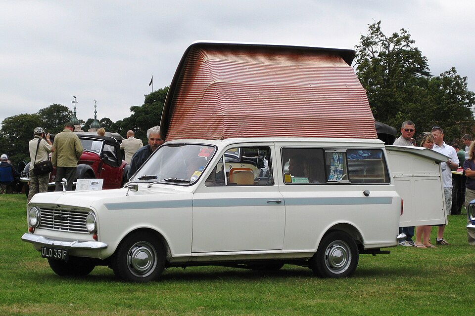 BEDFORD BEAGLE car — UK survivor photo