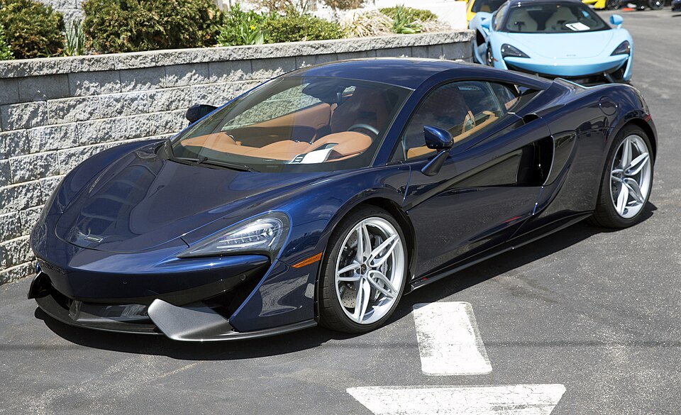 MCLAREN 570S car — UK survivor photo
