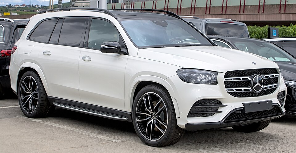 MERCEDES GL CLASS car — UK survivor photo