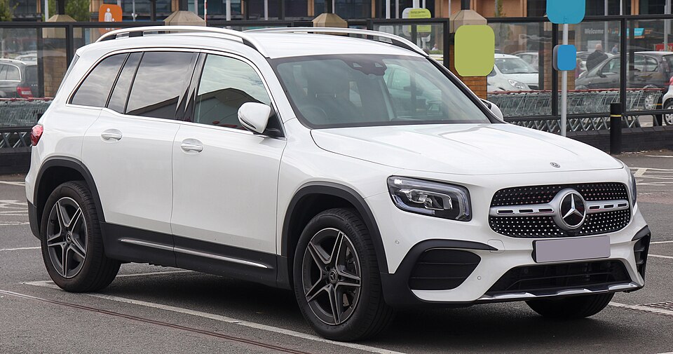 MERCEDES GLB CLASS car — UK survivor photo
