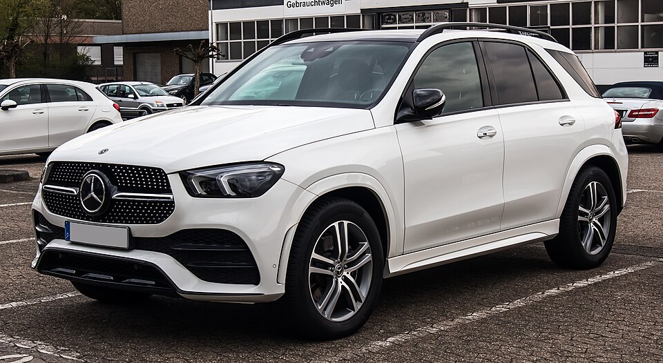 MERCEDES-BENZ AMG GLE 53 E 4MATIC+ AUTO car — UK survivor photo