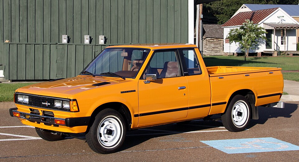 NISSAN D21 car — UK survivor photo
