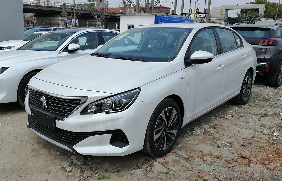 PEUGEOT 408 car — UK survivor photo